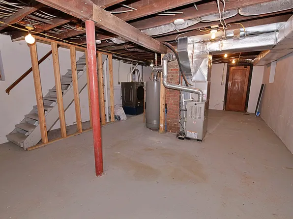 34 Hilliard Avenue image 28 of 33