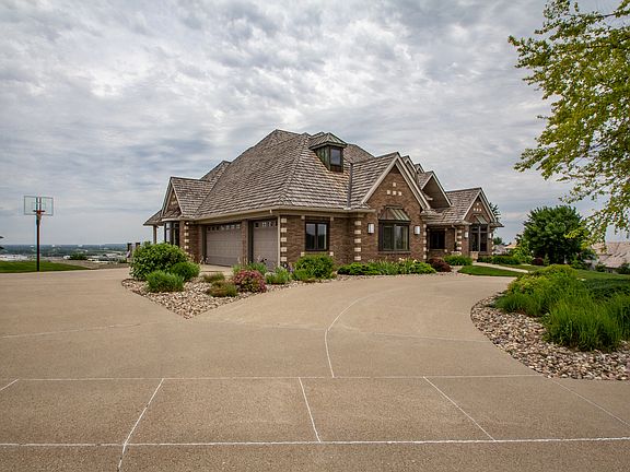 3rd image of 4501 Stoneridge Point
