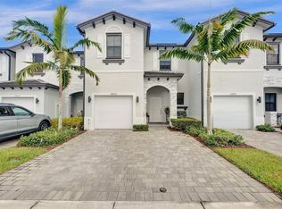 20313 NW 4th Ct #20313, Miami, FL 33169
