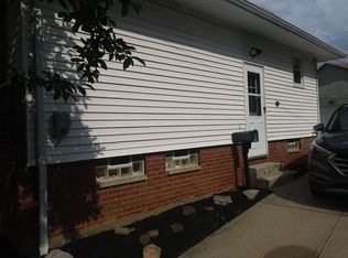 6645 Forest Hills Blvd, Parma, OH 44134