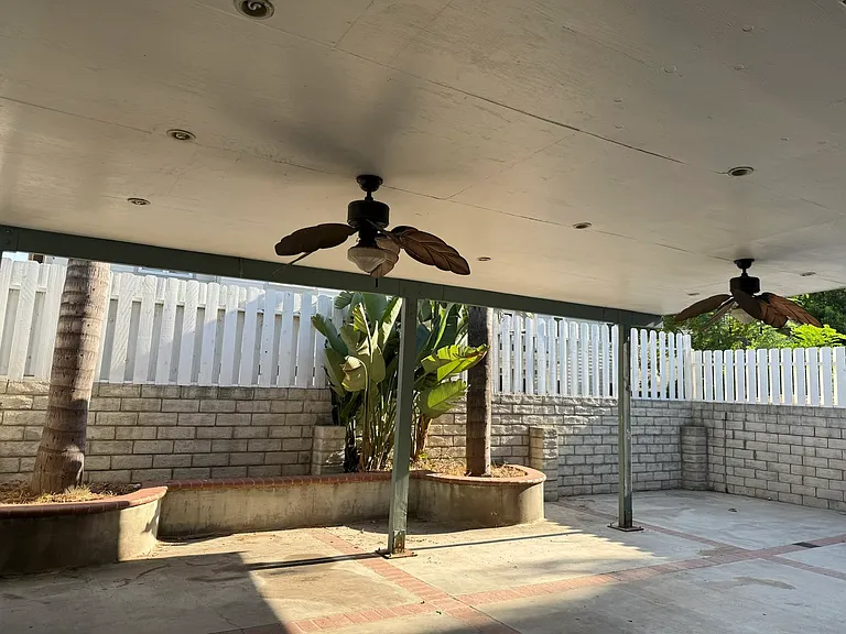 14726 Tupper St — Photo 31