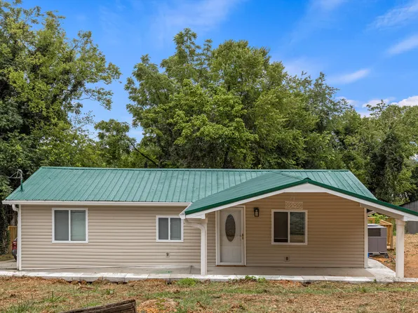 133 McCraw St, Rossville, GA 30741