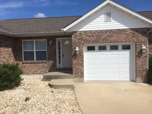 12 Cole Ct, Red Bud, IL 62278