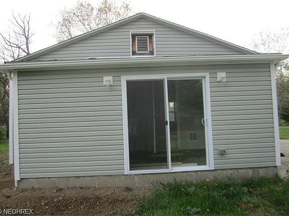 4th image of 7611 N 7th Ave