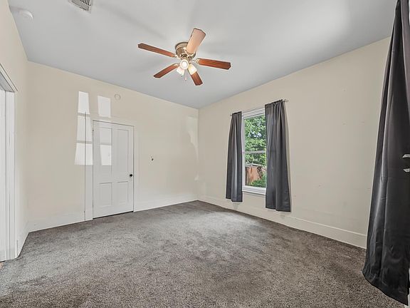 4th image of 404 Large Ave