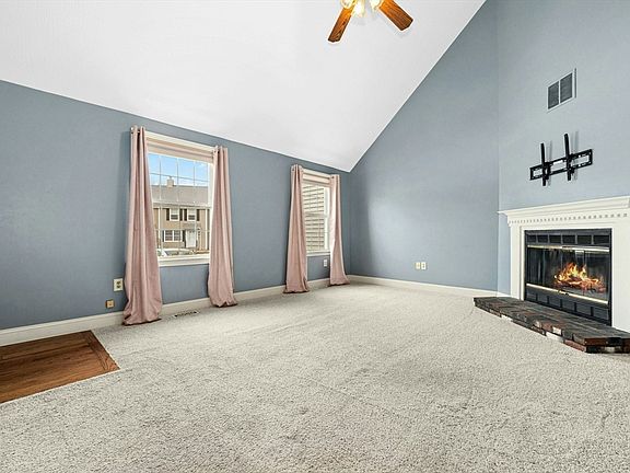 5th image of 401 Forest Park Dr