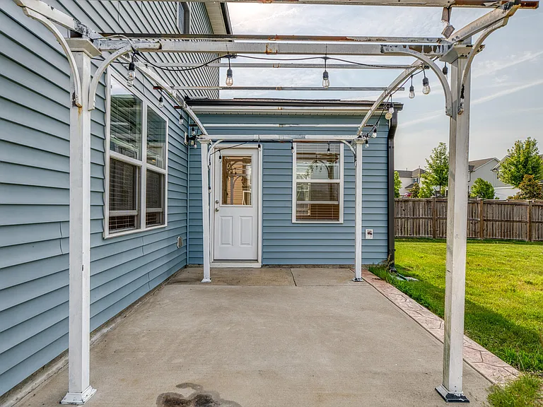 2132 Water Marsh Trl — Photo 34