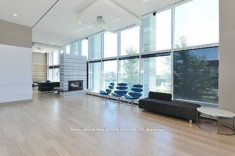5th image of 90 Stadium Rd #1102