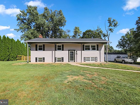 2713 Falls Mont Dr, Fallston, MD 21047 | MLS #MDHR2016476 | Zillow