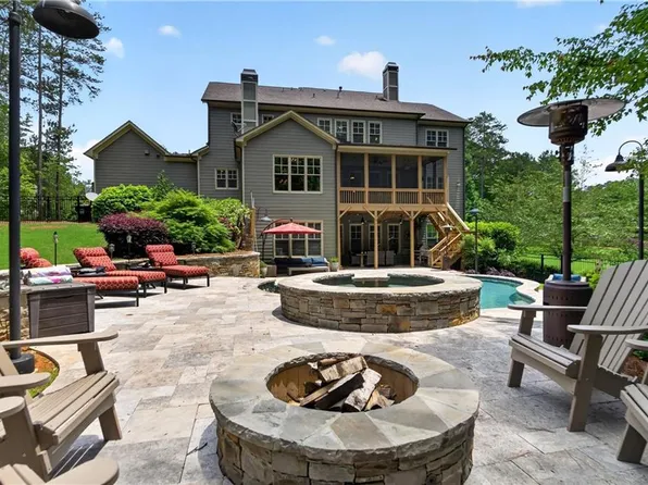 5365 Lake Redwine Cv NW, Acworth, GA 30101