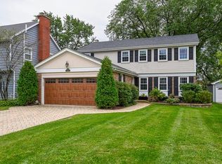 603 Maiden Ln, Glen Ellyn, IL 60137