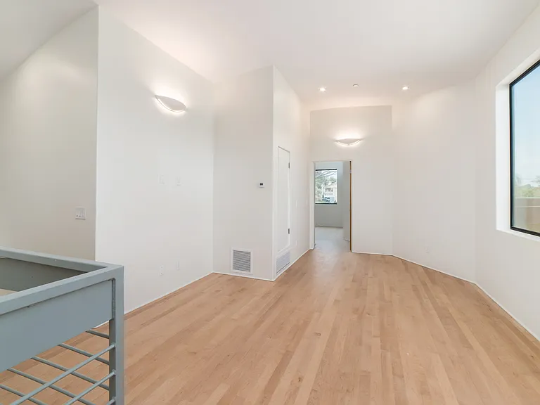 153 Leucadia Blvd — Photo 17