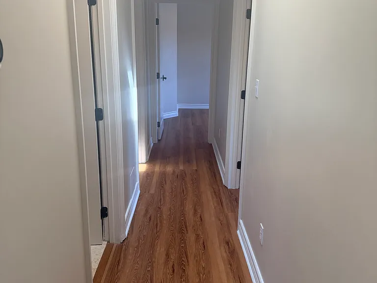 1205 Geneva St — Photo 18