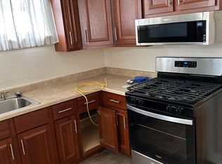 432 Penn Ave APT 1, Reading, PA 19611