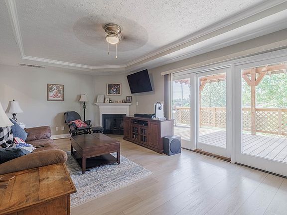 4th image of 4502 Remington Way