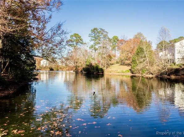 8024 Fairmont Dr, Williamsburg, VA 23188