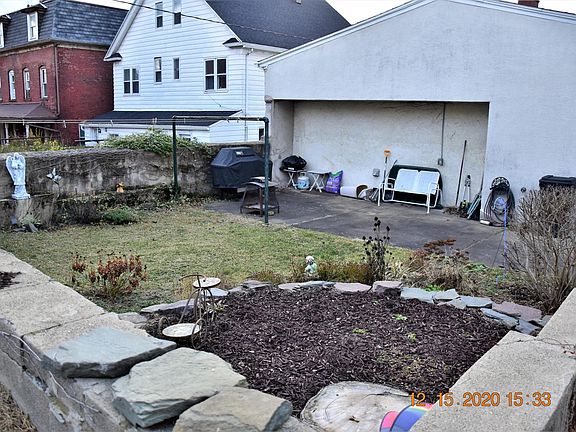 2nd image of 1416 Penn Ave Rear 1416