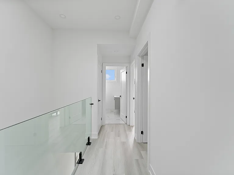 587 Oakwood Ave — Photo 67