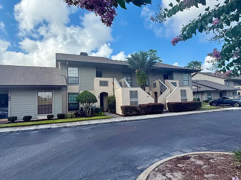 218 Cranes Lake Dr — Photo 1