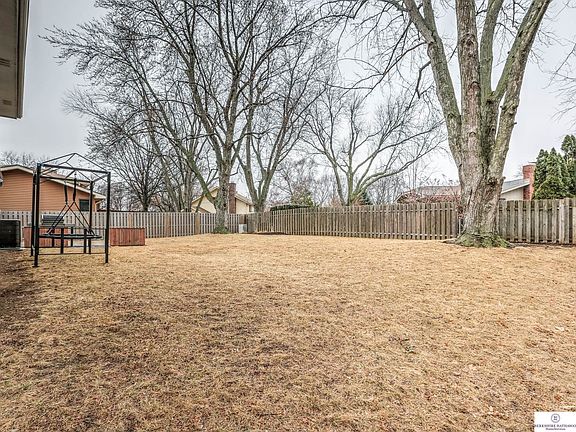 2nd image of 14859 Harvey Oaks Ave
