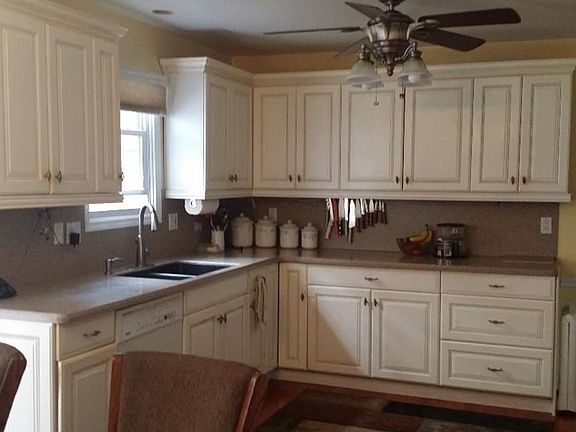 3rd image of 4141 Bunker Ct