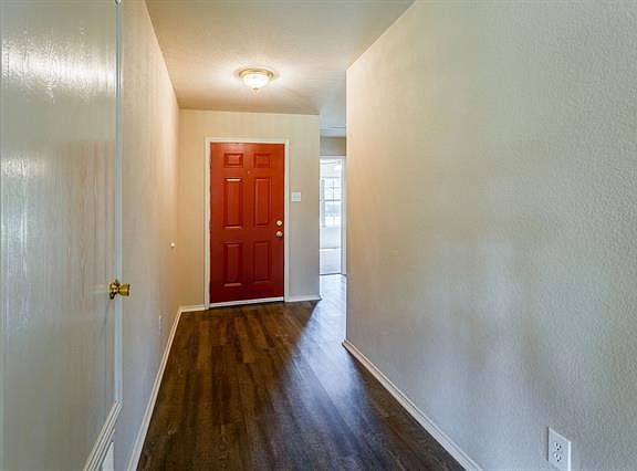 5th image of 3854 Pinebluff Ln