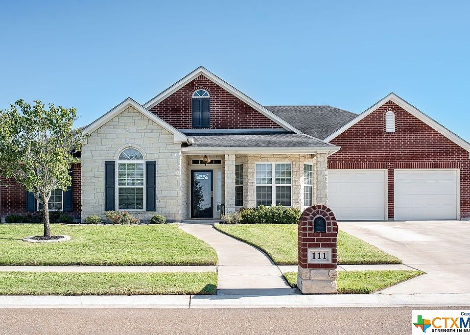 1st image of 111 Auburn Hl