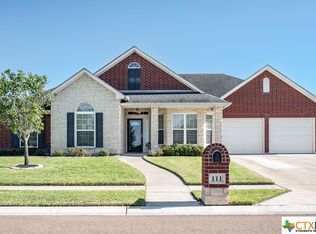 111 Auburn Hl, Victoria, TX 77904