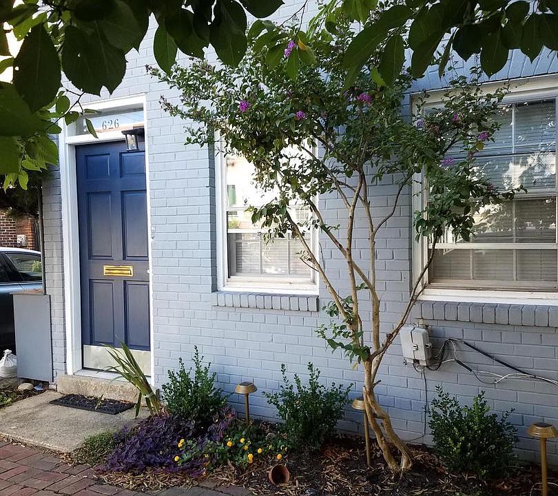 1st image of 626 S Pitt St #B