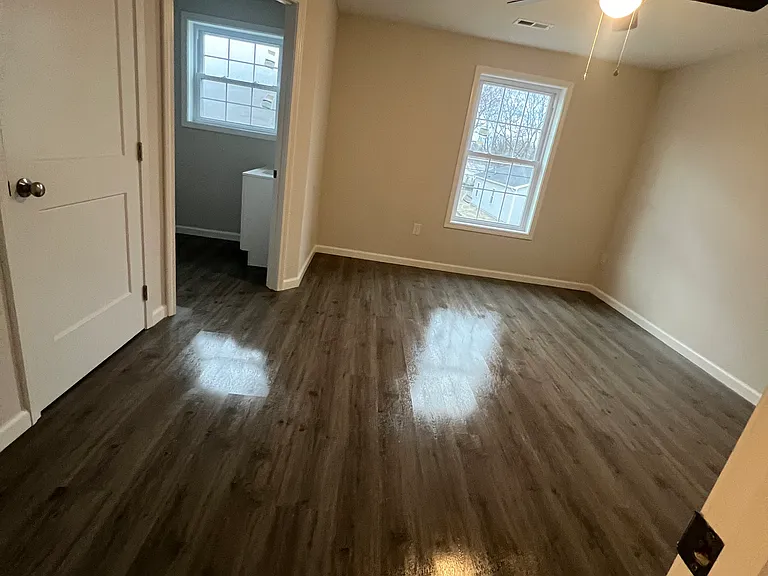 1410 College St — Photo 6