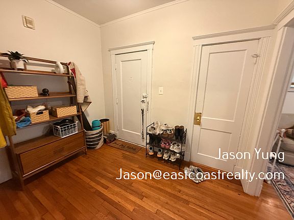 5th image of 9 Carol Ave #11-1