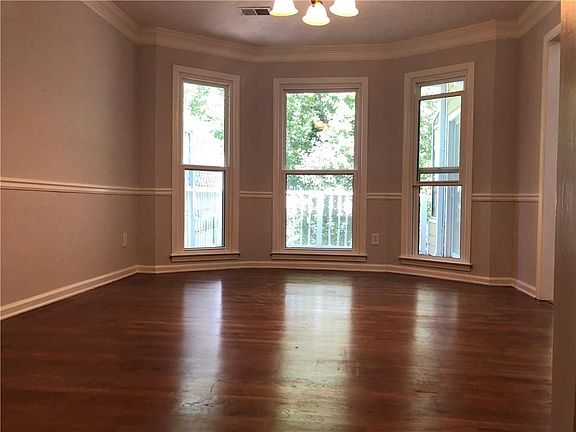 4th image of 1201 Sweet Woods Dr