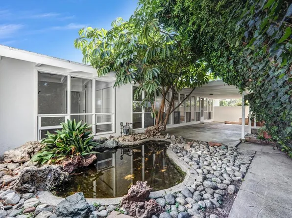 9801 Pali Ave, Tujunga, CA 91042