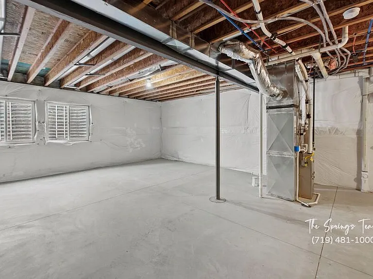 756 Brambleberry Hts — Photo 36