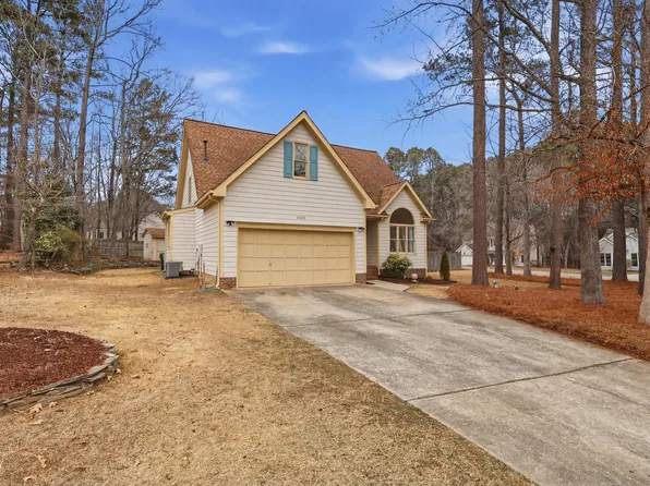 5429 Milroy Ln, Raleigh, NC 27610