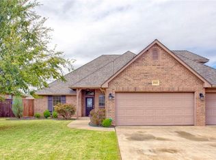 2925 Firewheel Rd, Edmond, OK 73013