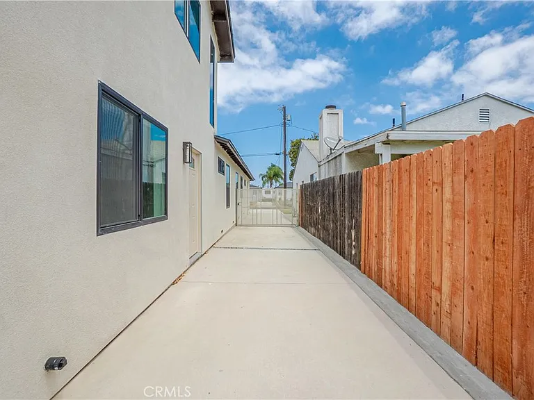 1614 W 214th St — Photo 22