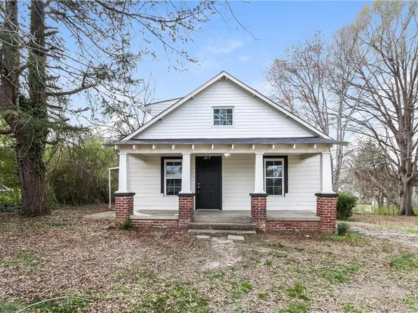 317 Wood St, Gibsonville, NC 27249