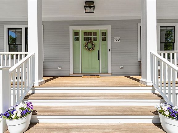 4th image of 180 Laurel St