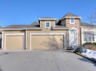 9403 S 28th St, Bellevue, NE 68147