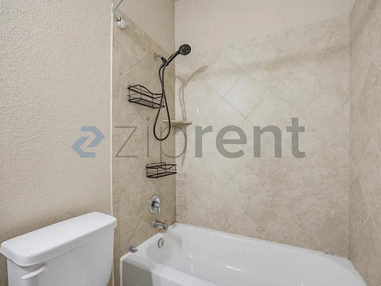 222 Noddy Rd — Photo 20