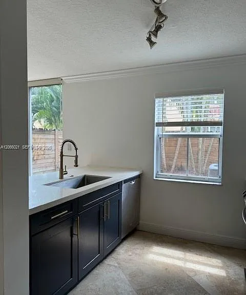 15242 SW 30th Ter #15242 — Photo 21