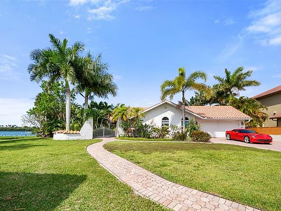 2nd image of 503 Velasquez Dr