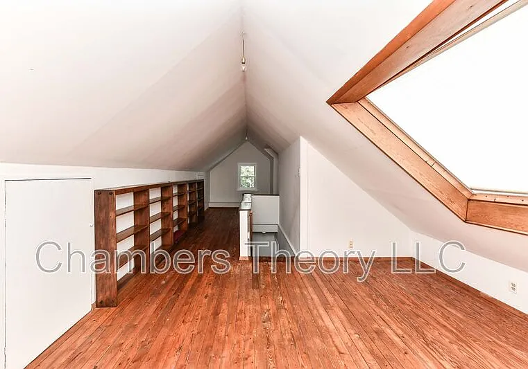 419 S Barton St — Photo 29