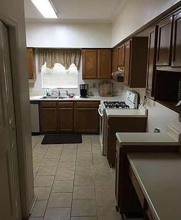 3rd image of 9042 Burnt Umber Dr