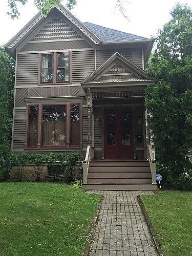1st image of 817 E Milwaukee St