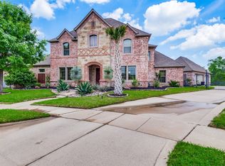 8000 Rushing Spring Dr, North Richland Hills, TX 76182