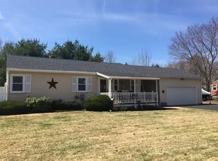 338 W River Rd, Uxbridge, MA 01569