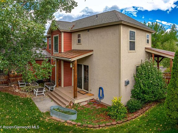 5th image of 1265 Stoney Ridge Dr