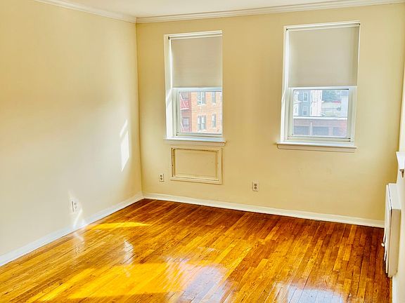 2nd image of 61 Croton Ave #3N